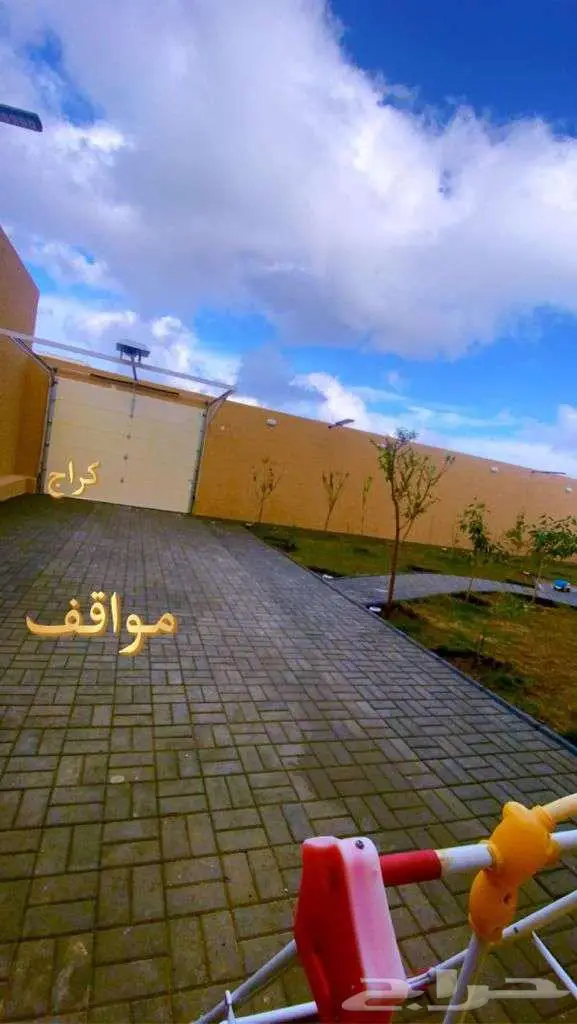 ال معتق بجوار قاعه الثريا على ارض900 فلتين   دور ثالث 3