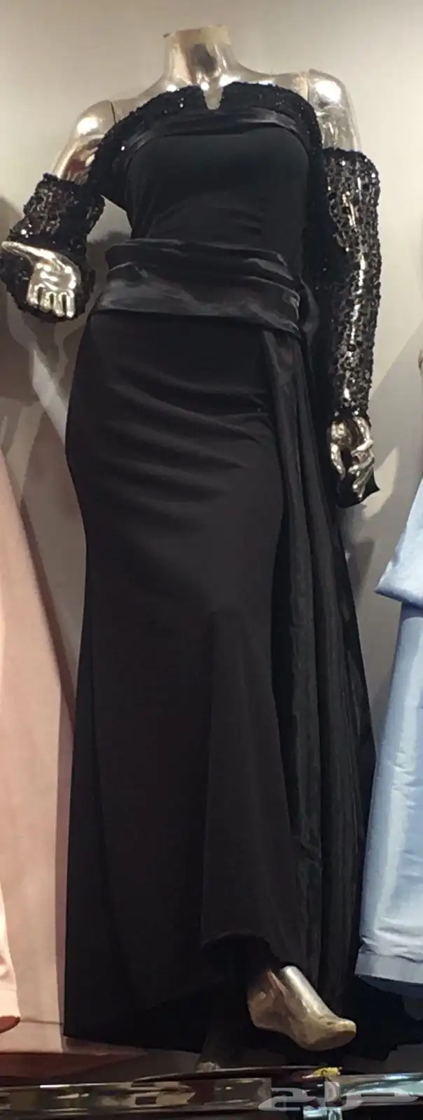 فساتين للبيع ب130 2