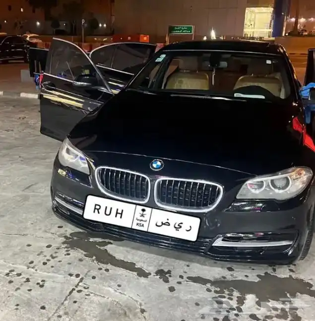BMW بي ام دبليو الفئة الخامسة 2016 520 مستعملة للبيع 3