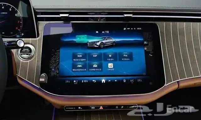 مرسيدس بنز E300 موديل 2024 استيراد كوريا 9