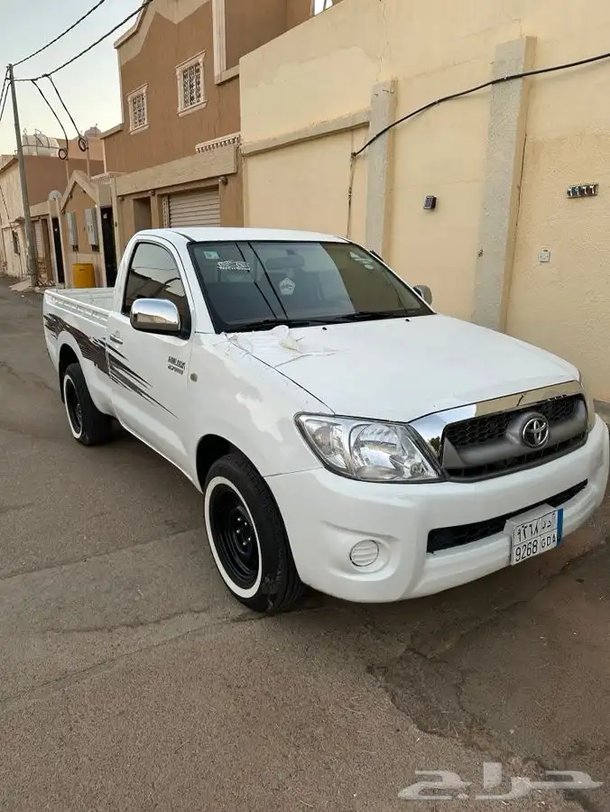 هايلكس لكزز 2