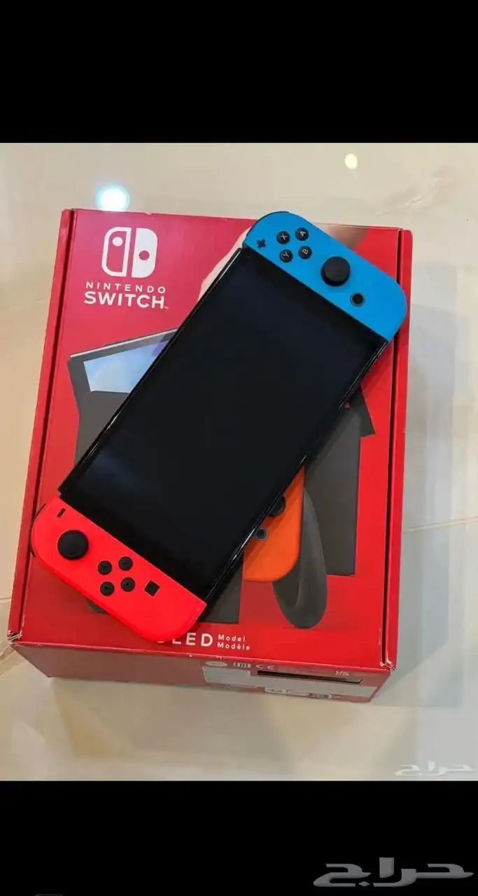 NINTENDO SWITCH 4