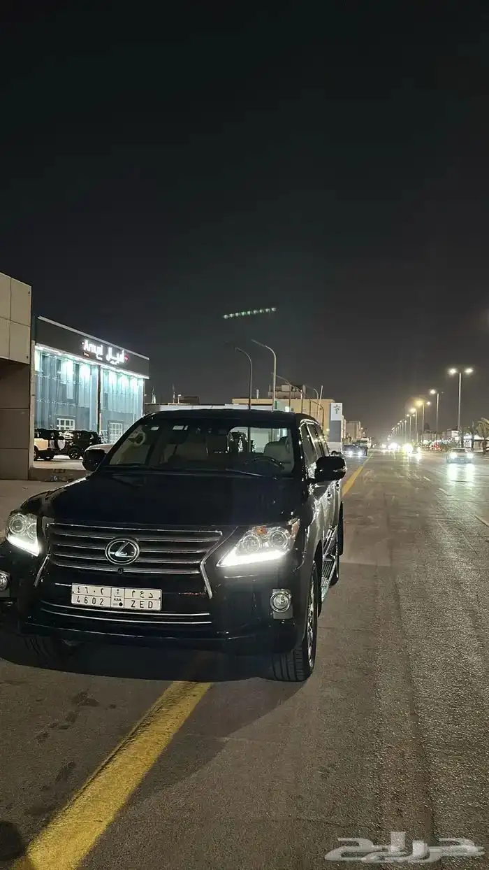 لكزس LX570 2012 مخرن 5