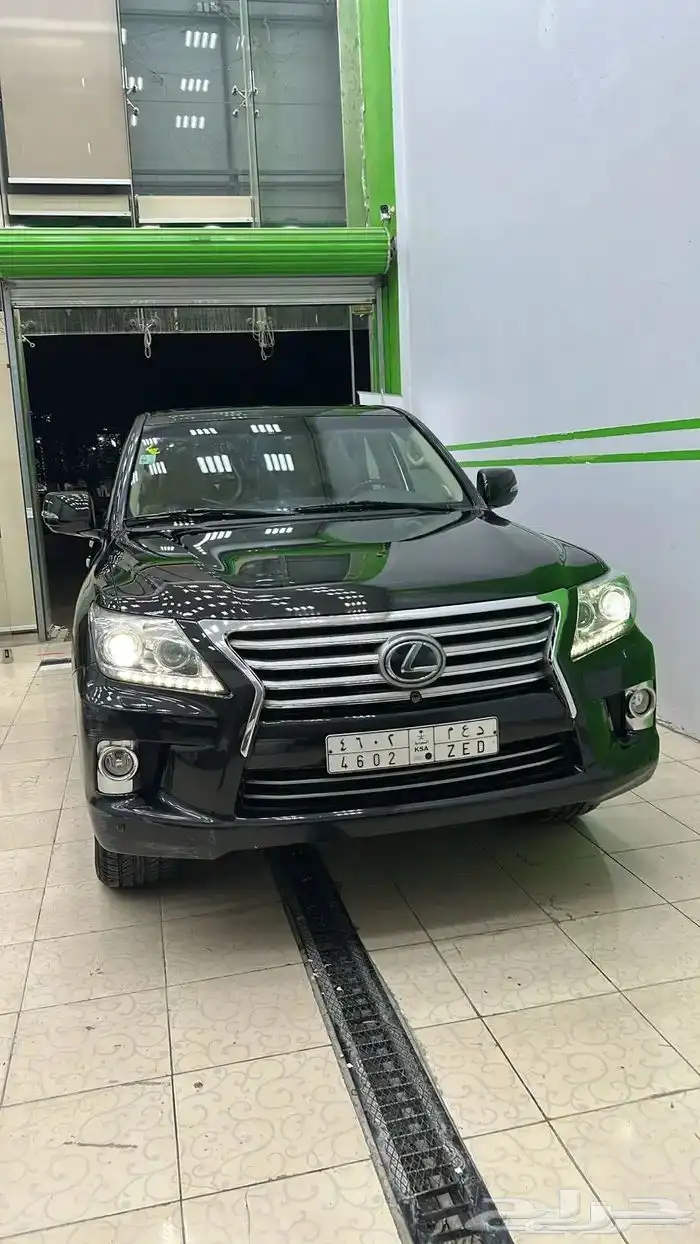لكزس LX570 2012 مخرن 0