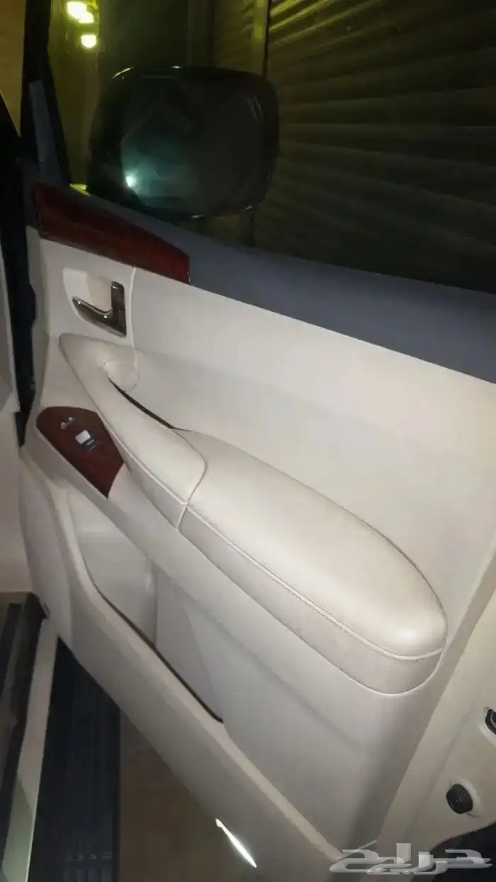 لكزس LX570 2012 مخرن 16