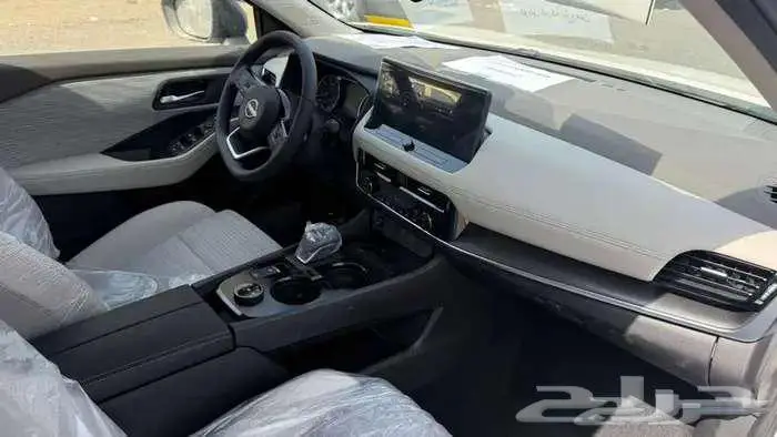 نيسان اكس تريل SV PLUS نص فل بانوراما 2025 7