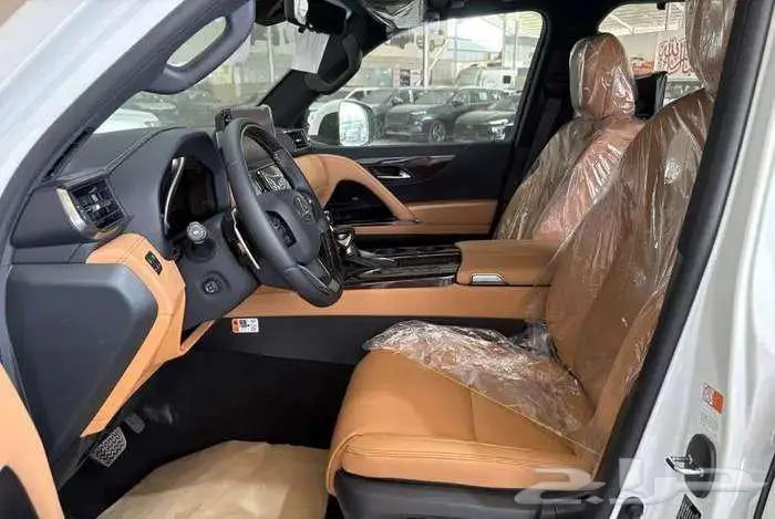 لكزس LX600 BB سعودي موديل 2025 3