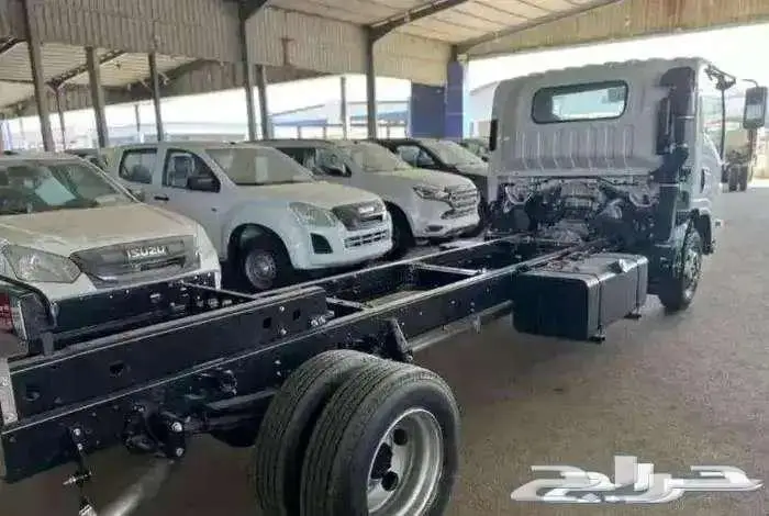 ايسوزو 2025 دينه 6 طن شاص طويل 6.10 كاش وتقسيط 4