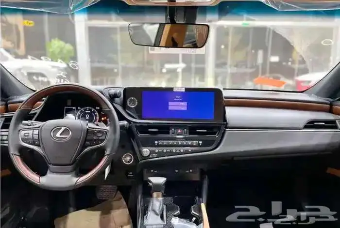 لكزس ES350 CC بنزين 2025 ب 124415 دفعتين 2