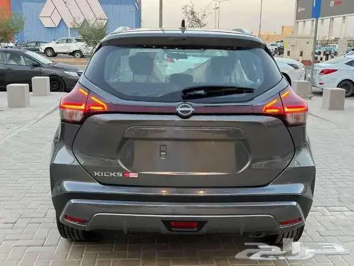 نيسان كيكس 2024 نص فل 1