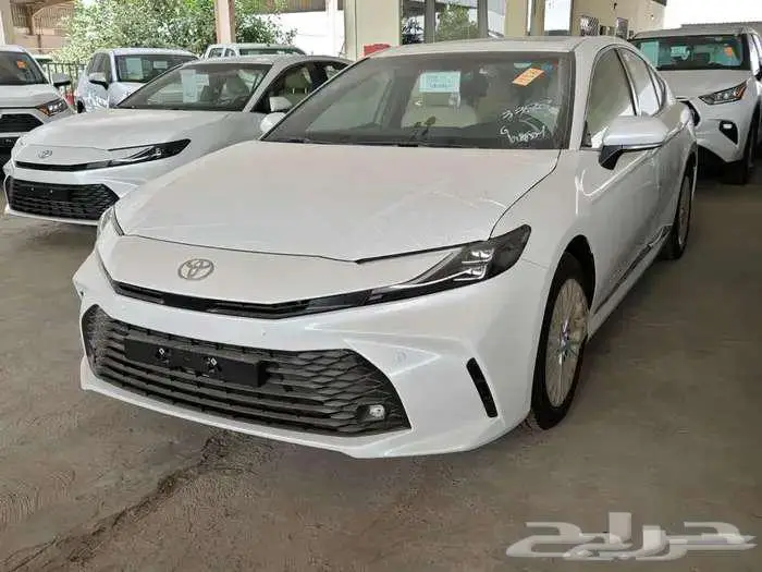 تويوتا كامري LE 2025 7