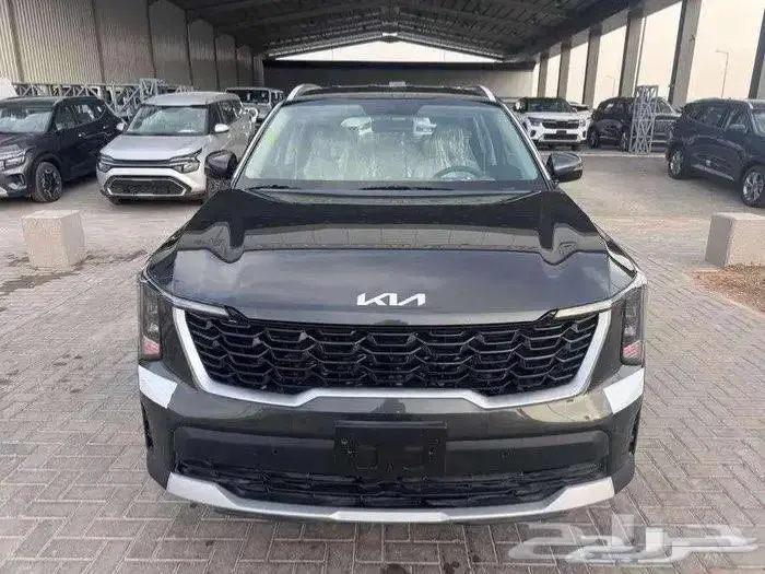 كيا سورينتو هايبرد 2024بسعر 138شامل الضريبه 1