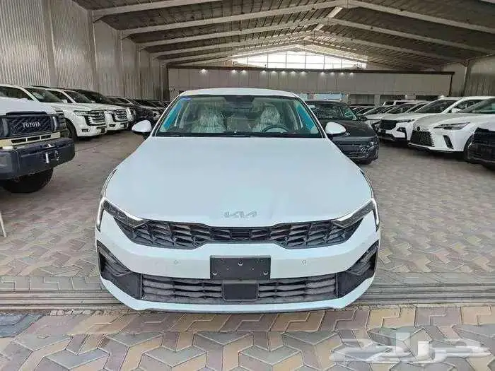 كيا K5 ستاندر مطور 2025 اقساط 4