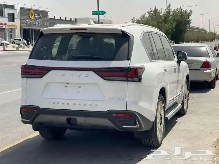 لكزس LX600 2025 BB بريمي متوفر جميع الالوان كاش واقساط 5