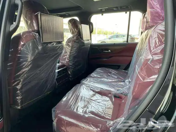 لكزس LX600 BB 2025 خليجي اسود داخلي احمر 13