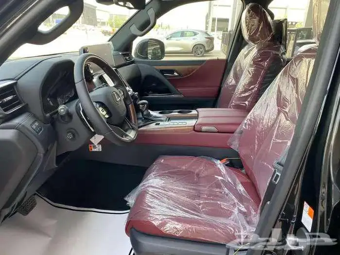 لكزس LX600 BB 2025 خليجي اسود داخلي احمر 12