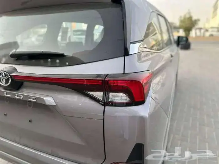 تويوتا فيلوز GLX موديل 2025 3
