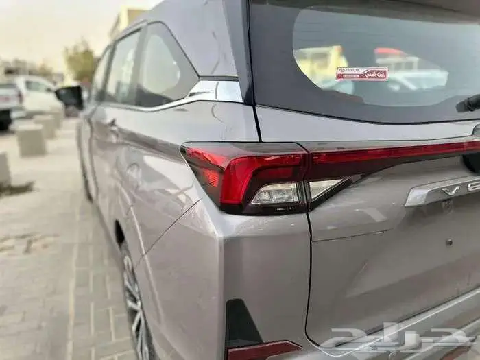 تويوتا فيلوز GLX موديل 2025 5