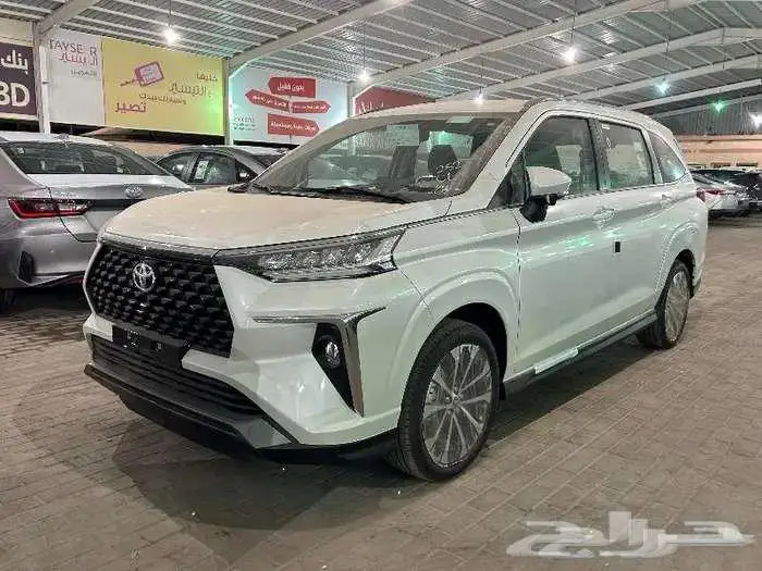 تويوتا فيلوز موديل 2026 فل كامل بالنقد والتقسيط 0