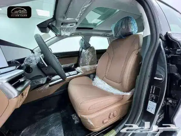 هيونداي أزيرا كلاسيك 2025- 139150 ريال شامل الضريبة 4