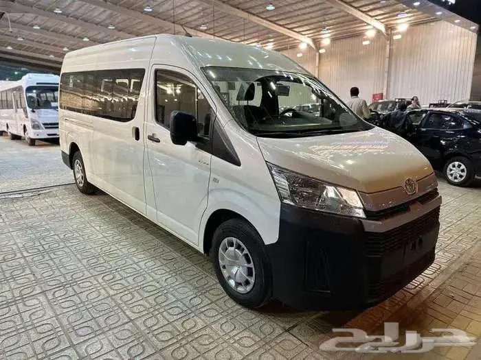 تويوتا هايس 13 راكب خليجي بنزين قير عادي 2026 كاش وتقسيط 0