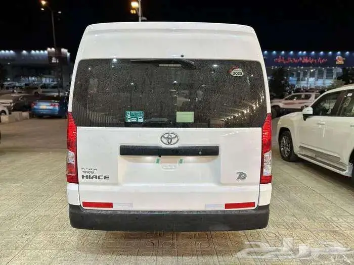 تويوتا هايس 13 راكب خليجي بنزين قير عادي 2026 كاش وتقسيط 7