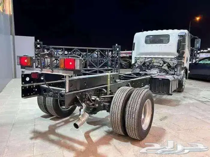 ايسوزو 2025 دينه 6 طن شاص طويل 6.10 كاش وتقسيط 2