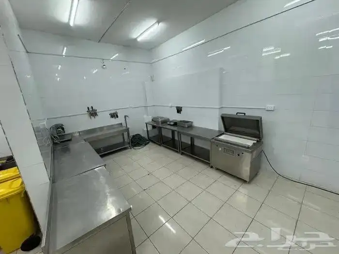اعلان بيع معمل شاورما مرخص 4