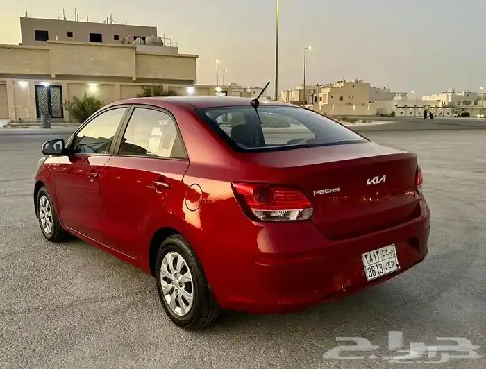 مجموعة سيارات كيا بيجاس 6