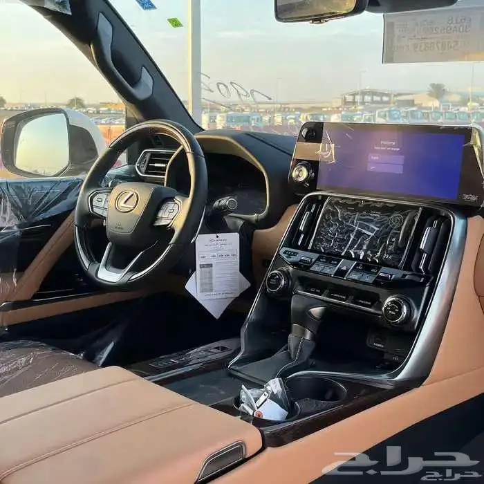 ليكزس LX 600 BB 8