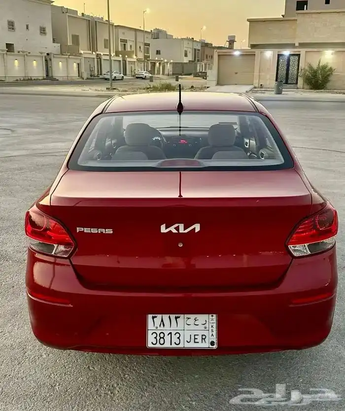 مجموعة سيارات كيا بيجاس 8