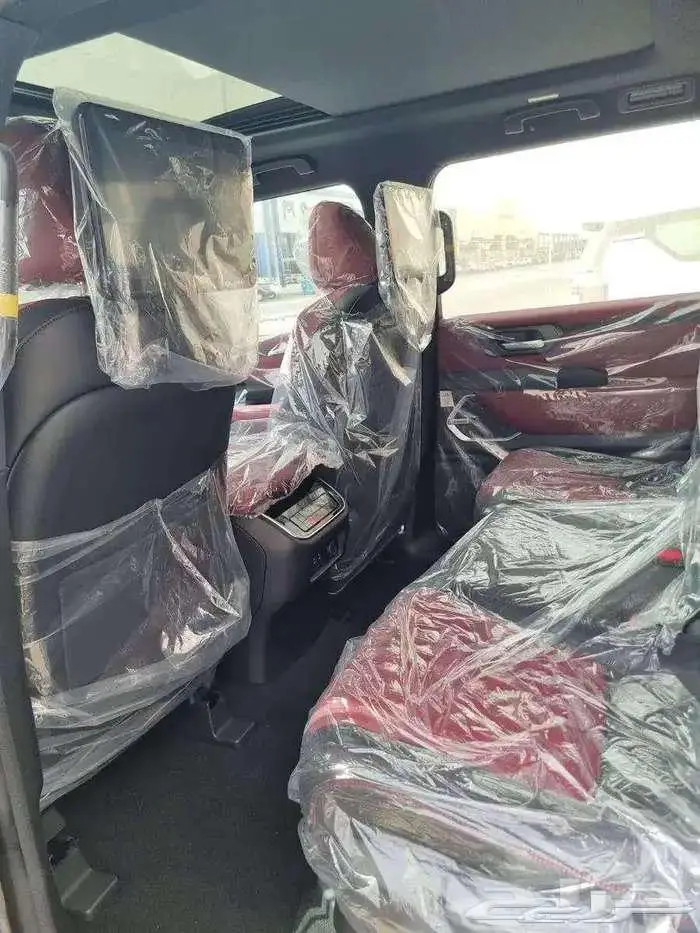 نيسان باترول بلاتينيوم 2025 3