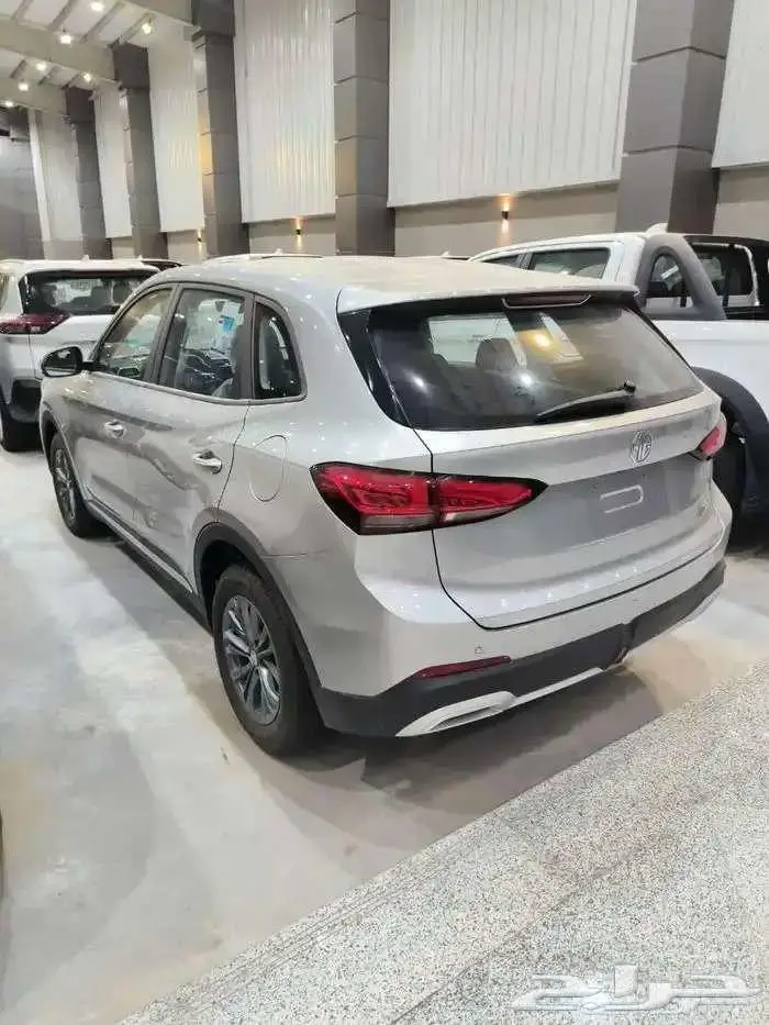 ام جي ZS 2025 الشكل الجديد ستاندر 5