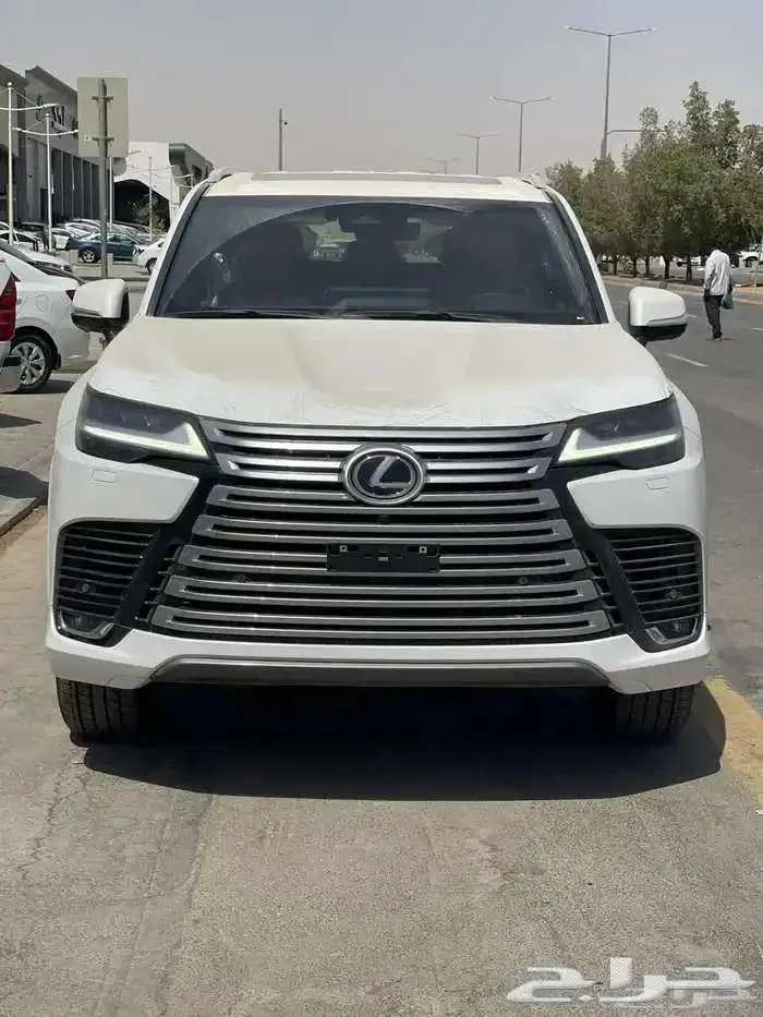 لكزس LX600 2025 BB بريمي متوفر جميع الالوان كاش واقساط 0
