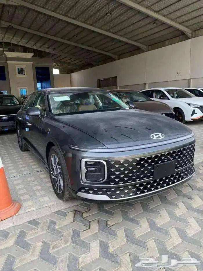 هيونداي ازيرا كلاسيك 1