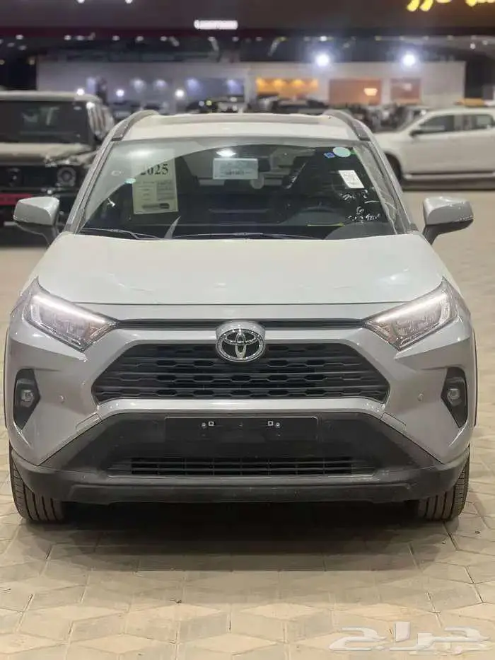 تويوتا راف فور هايبرد XLE نص فل موديل 2025 0
