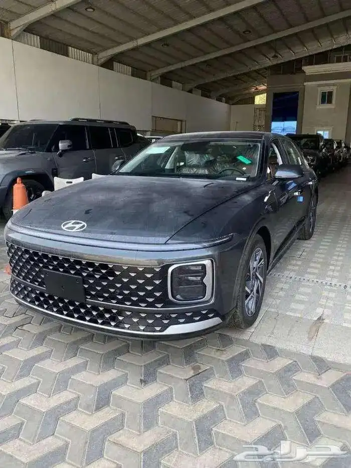 هيونداي ازيرا كلاسيك 1