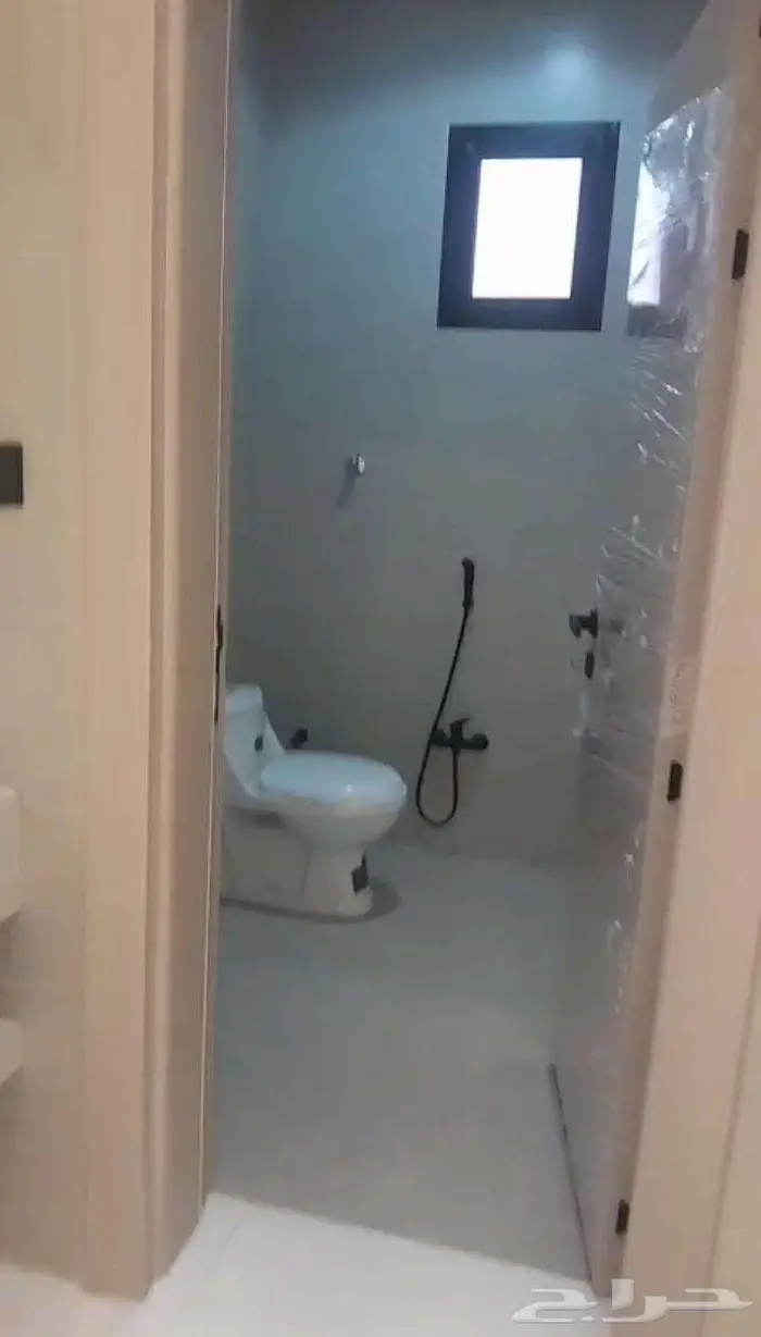 للبيع فيلا بحي الملك فهد بعنيزة 3