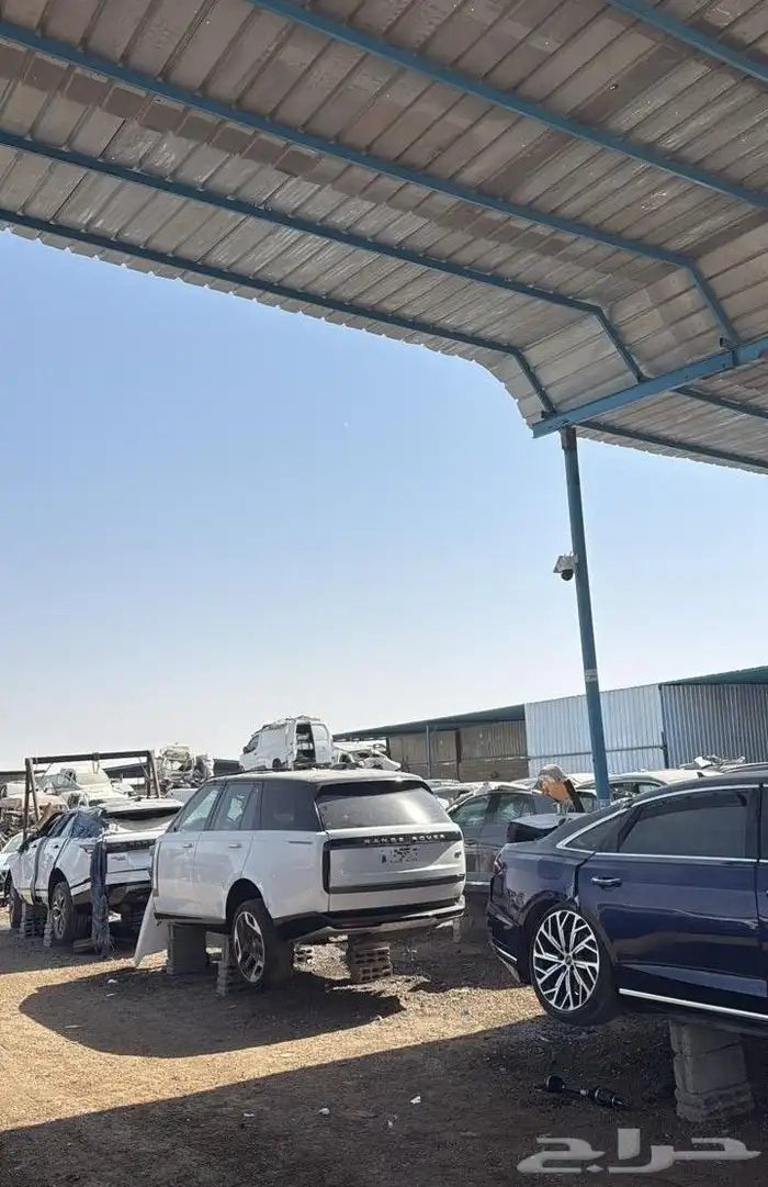 يوجد لدينا جميع انواع قطع غيار السيارات المستخدمه تشليح 0
