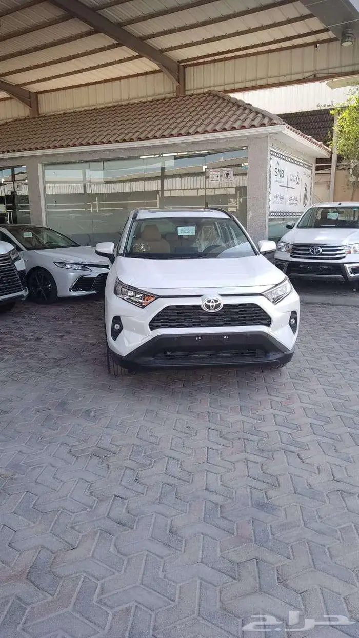 تويوتا راف فور XLE دبل ابيض وفضى 2025 0