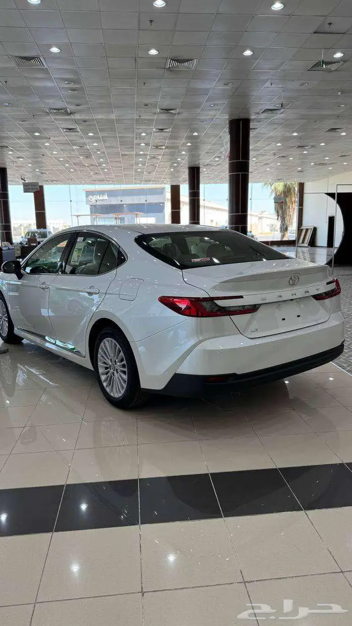 تويوتا كامري LE موديل 2025 6