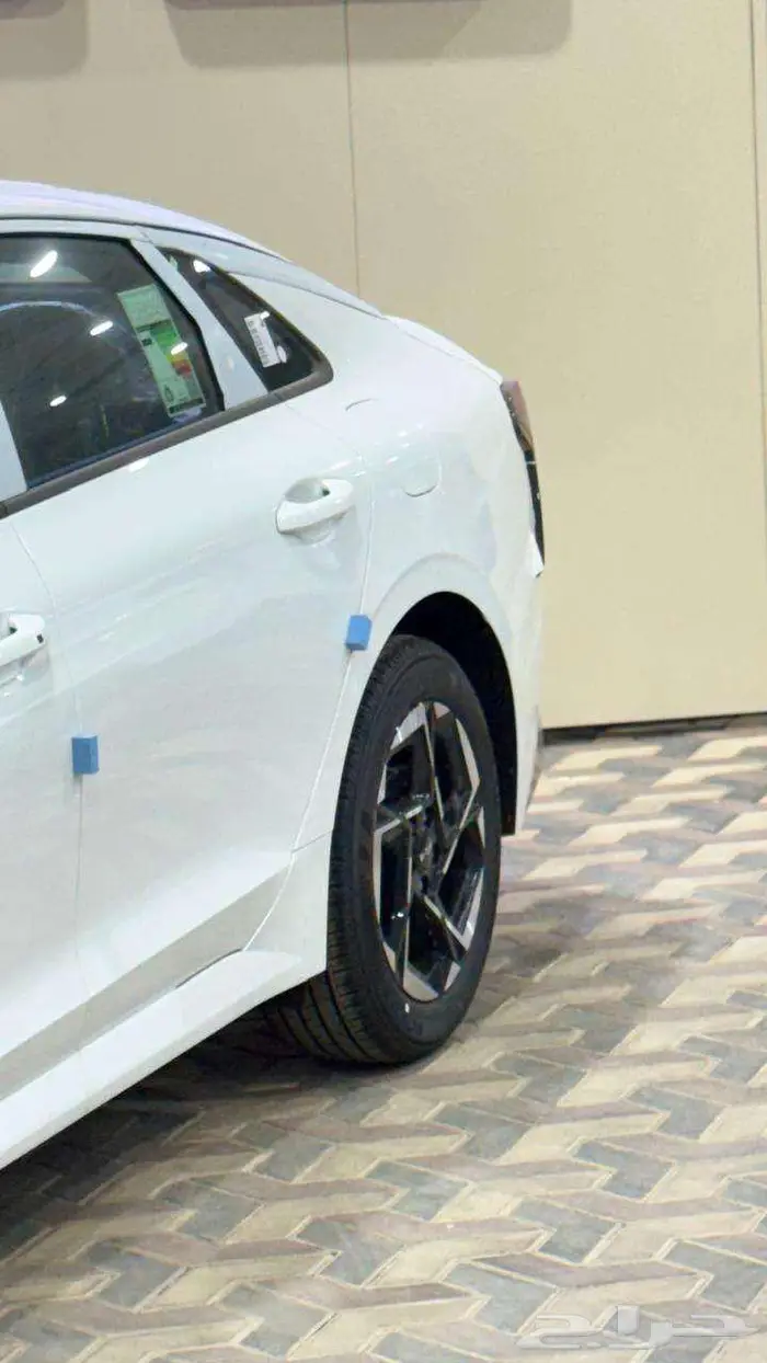 كيا k5 موديل 2026 استاندر 4