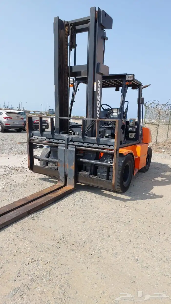 رافعه شوكيه سكين فوركليفت للايجار في جده 0