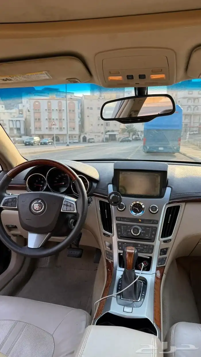 كاديلاك اس تي اس 4 5