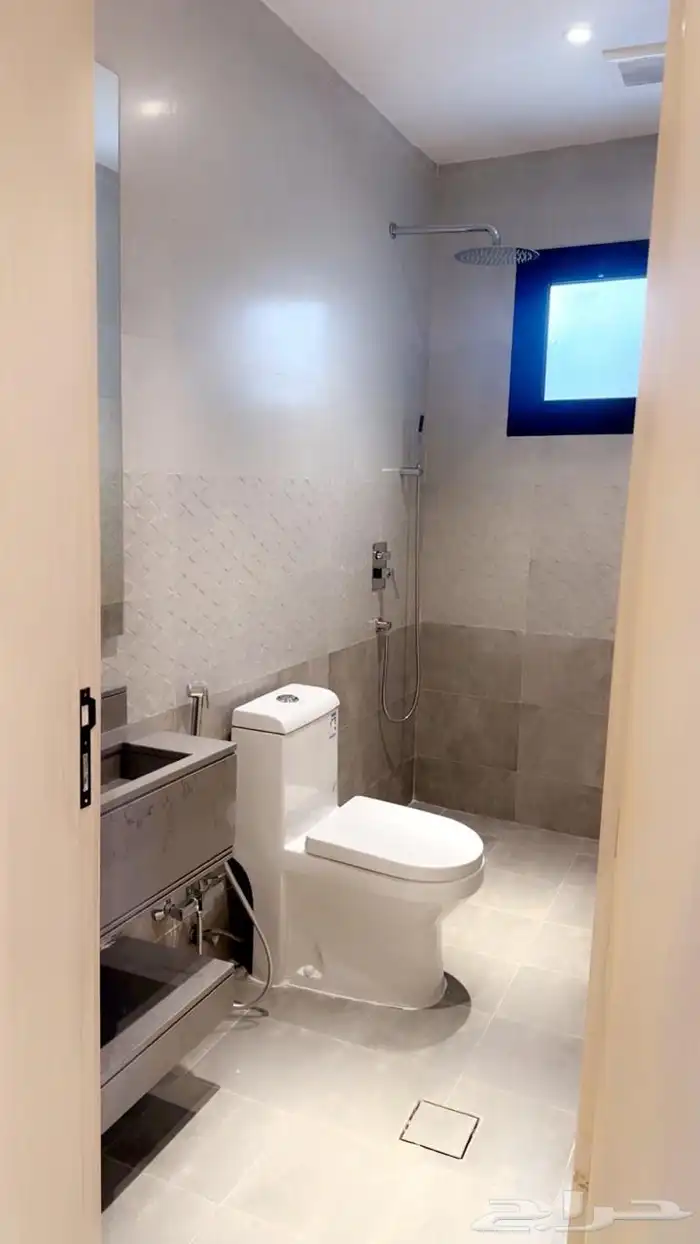 شقه للايجار في حي الحمراء 1