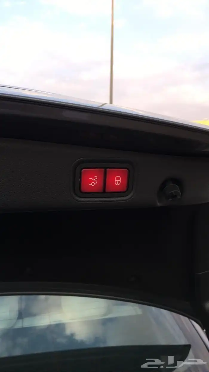 للبيع مرسدس 2018 20