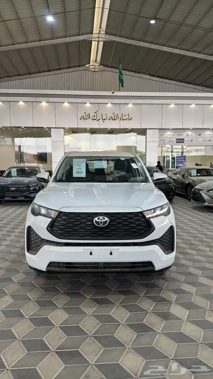 تويوتا - إينوفا GL.2.0 - بنزين - سعودي - 2025 0