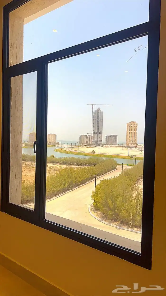 شقه للايجار في حي الحمراء 10