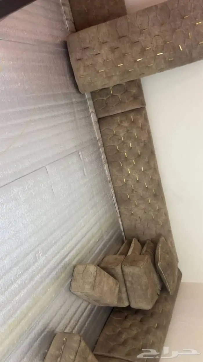 للبيع و السوم مثل ماهي موجود بصور بسعر رمزي 5