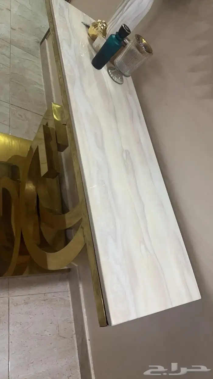 طاولة طعام ومدخل رخام شبة جديده 3